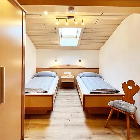 Platzis Apartmán *